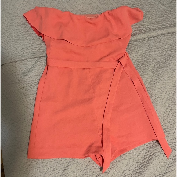 Aritzia Pants - Aritzia Babaton Flutter Romper - Strapless Coral